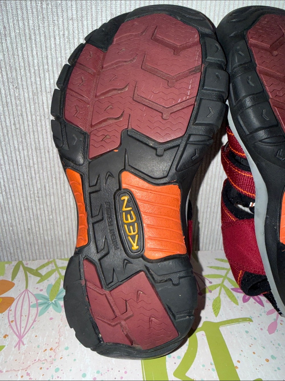 Kids Keen Red Closed-Toe Outdoor Sandals - Picture 5 of 9